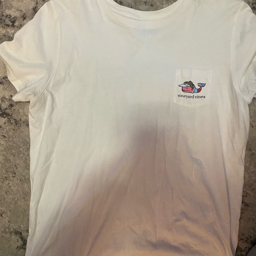 Vineyard Vines White Tee with golf logo